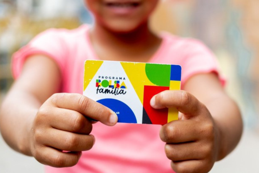 Bolsa Família: Caixa paga hoje NIS final 2