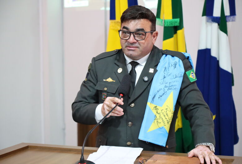 Sargento Prates pede operação tapa-buracos no Jardim Europa