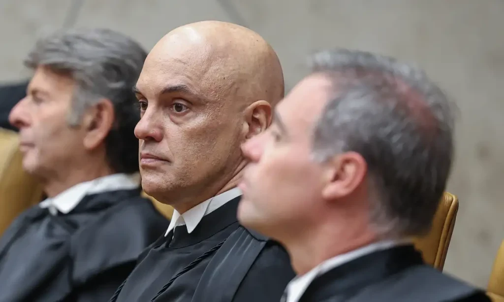 Alexandre de Moraes suspende aplicação da Lei da Dosimetria até...