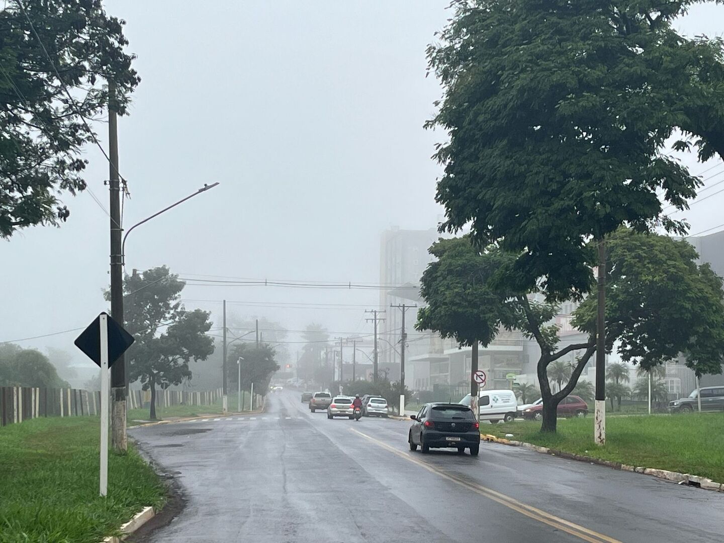 Frio continua em Dourados nesta sexta-feira, mas pancadas de chuva...