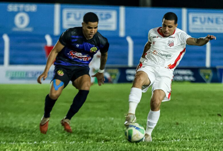 Comercial conquista primeira vitória na Série B e freia reação do...