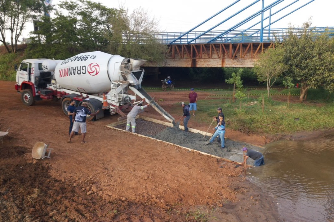 Conclusão da concretagem garante rampa náutica em Fátima do Sul